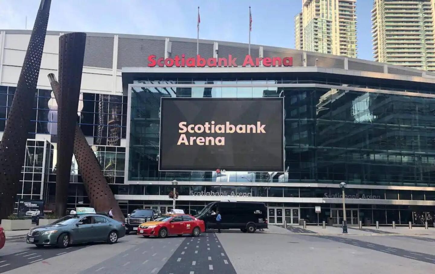 3 Bedroom Beside Cn Tower With Parking Downtown Торонто Екстер'єр фото